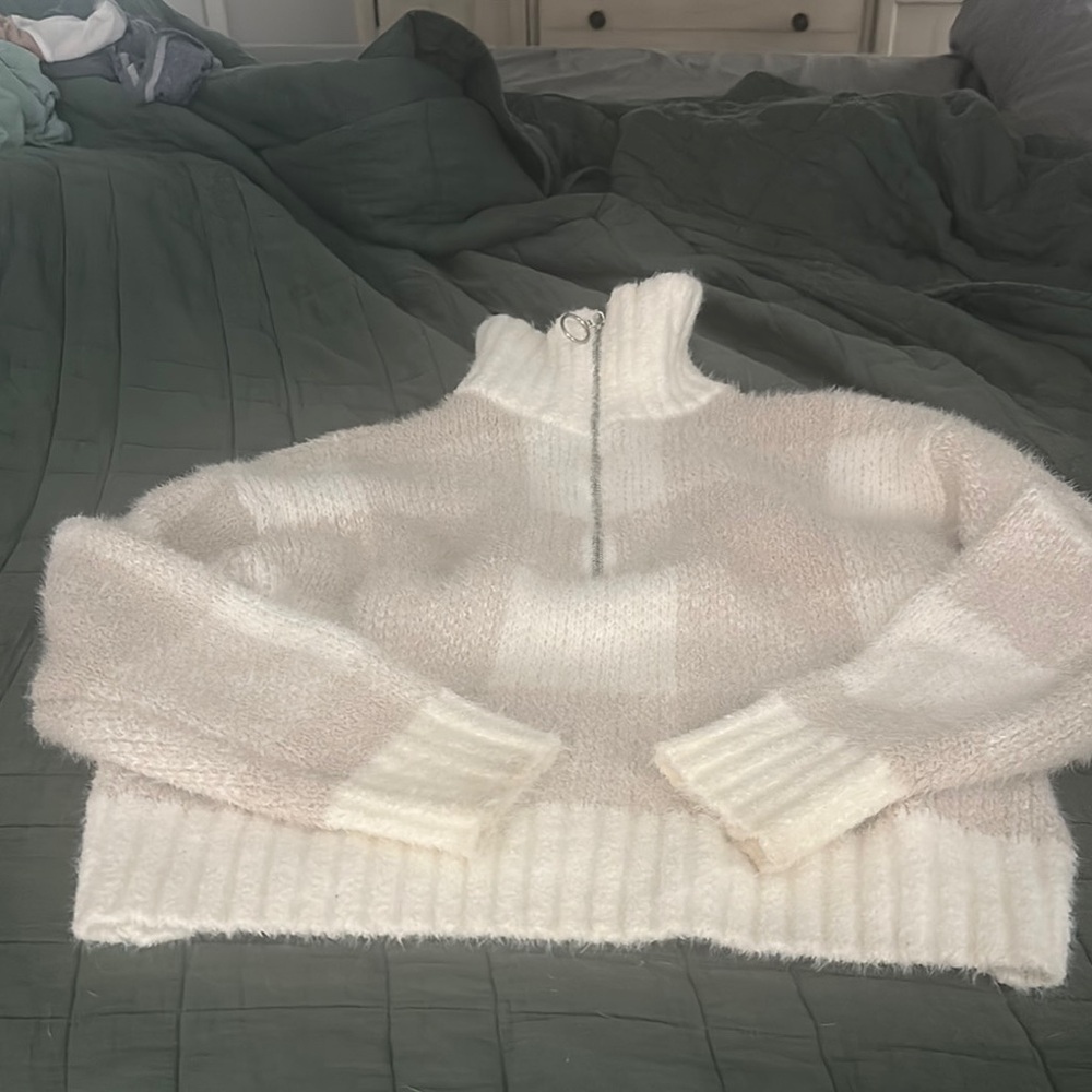 Jessica Simpson Cream zippered high Neck Sweater Chunky Knit size S